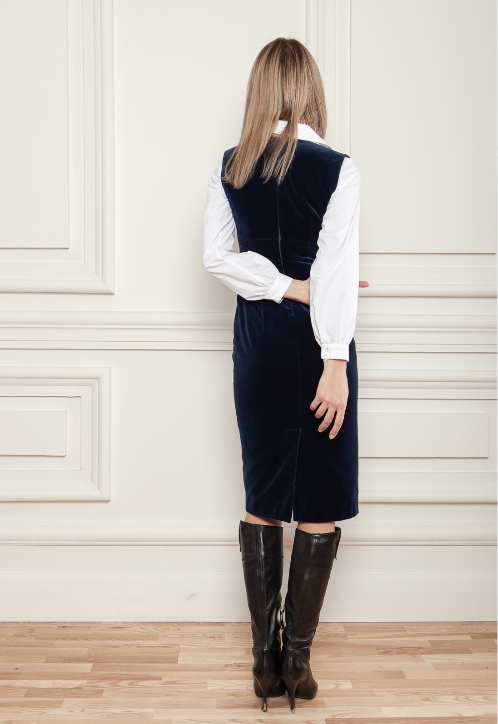 Slim-fitted velvet sleeveless dress Kensington