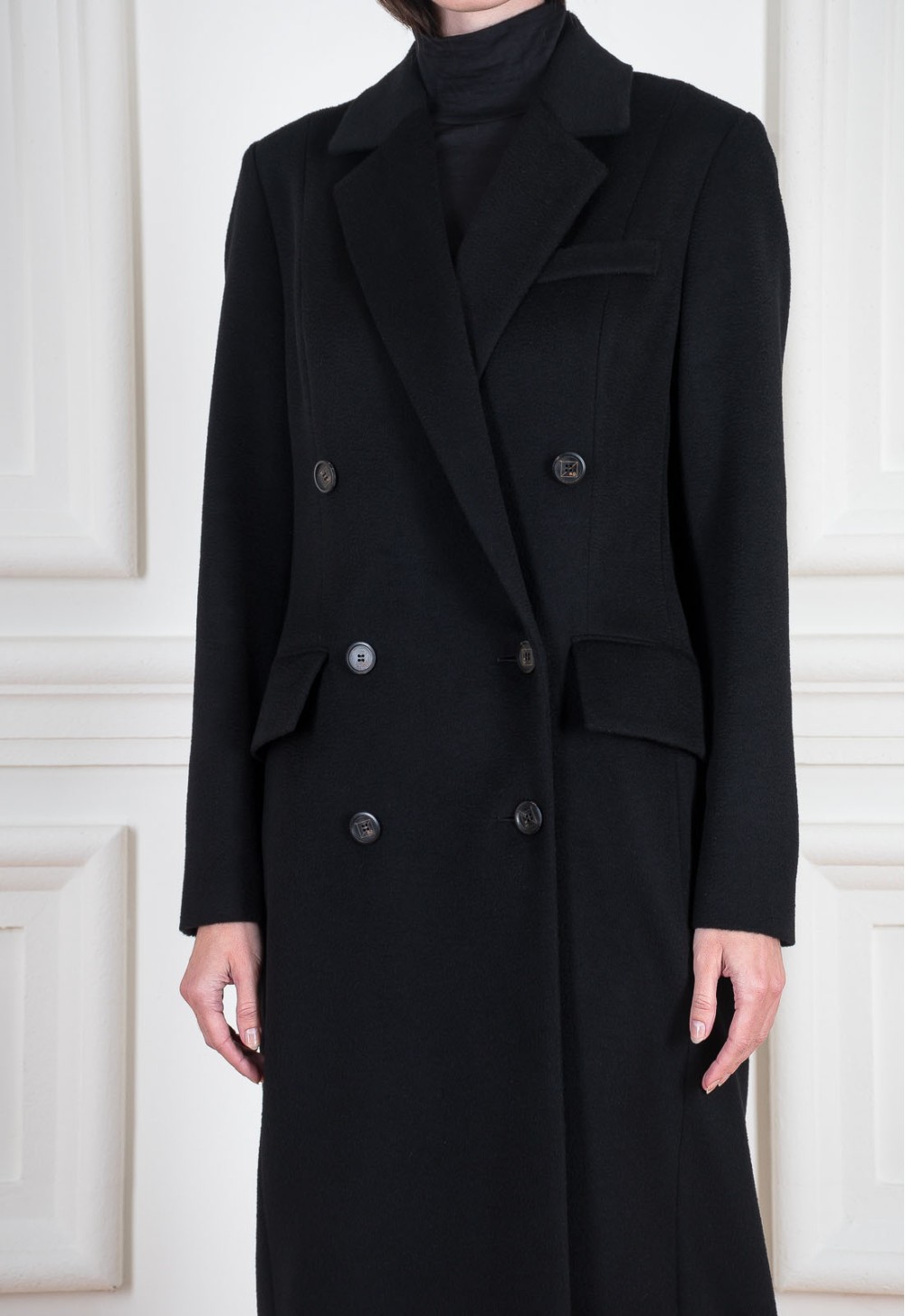 Пальто в мужском стиле из шерсти с кашемиром