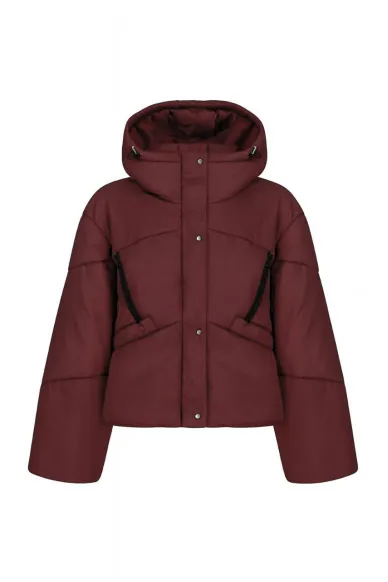 Зимова коротка куртка з капюшоном бордового кольору Нікола - фото