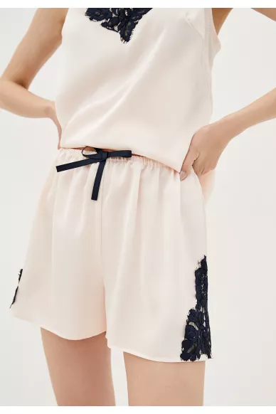 Атласные шорты с кружевом Ariya - фото
