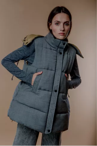 Двусторонний пуховый жилет Марла