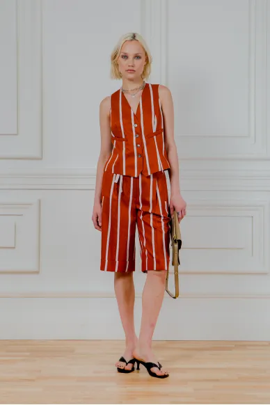 Коричневые вискозные бермуды в полоску Боскония - фото