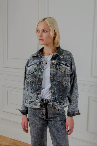 Удлиненная джинсовая куртка с потертостями Ноа - фото